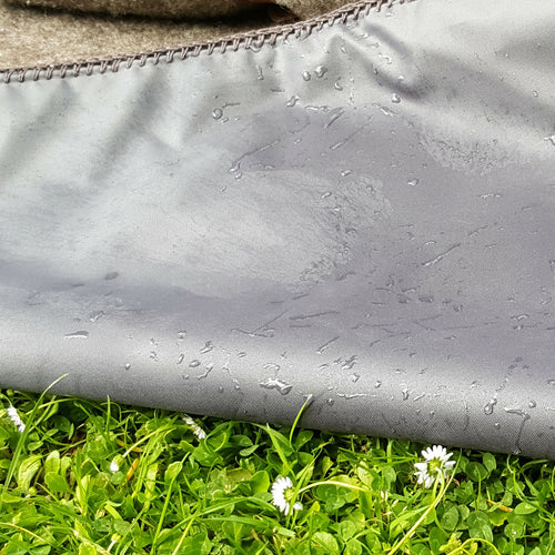 plaid_pique_nique_gris_midipy copie | EMPREINTES Paris - EMPREINTES Paris