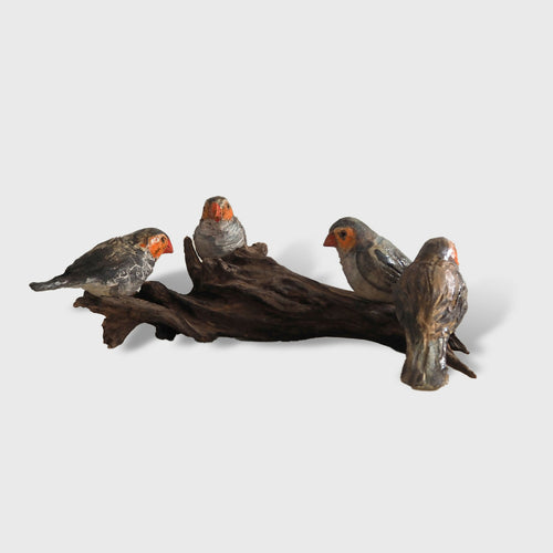 sculpture_quatre_astrilds_sur_bois_brule_marie_helene_valladeh copie | EMPREINTES Paris - EMPREINTES Paris