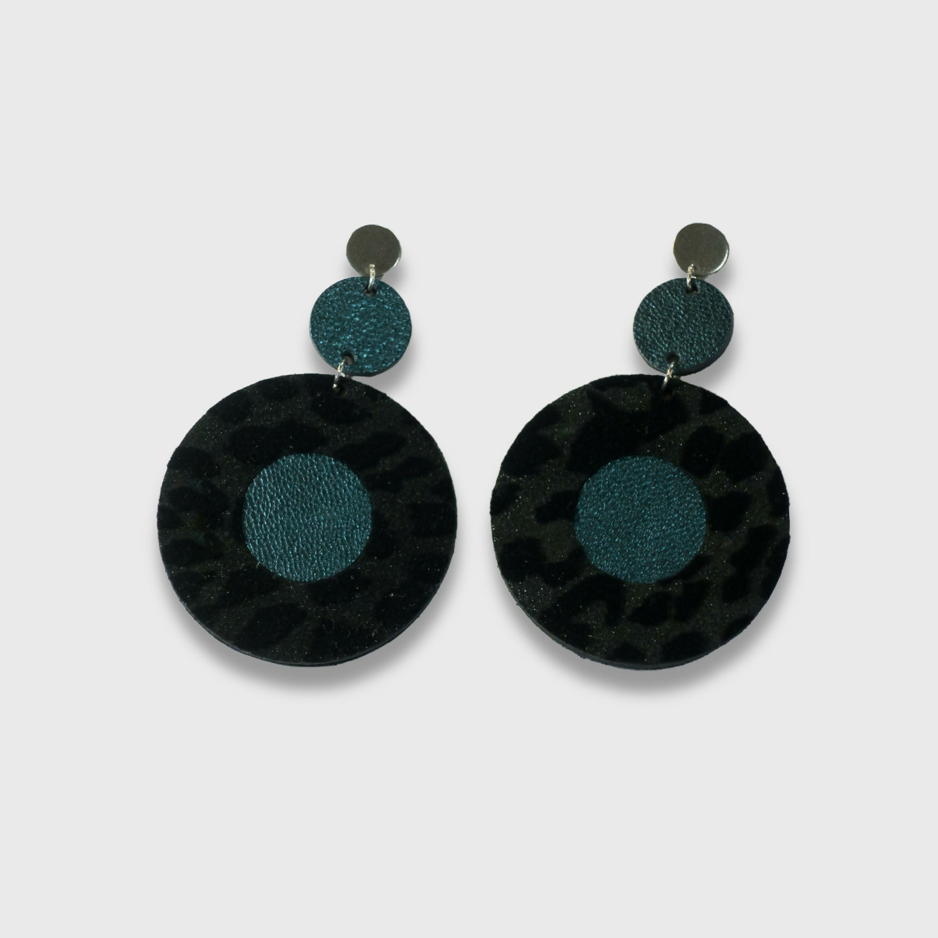 boucles_doreilles_retro_chic_noires_et_turquoises_julie_troncin_maroquinerie copie | EMPREINTES Paris