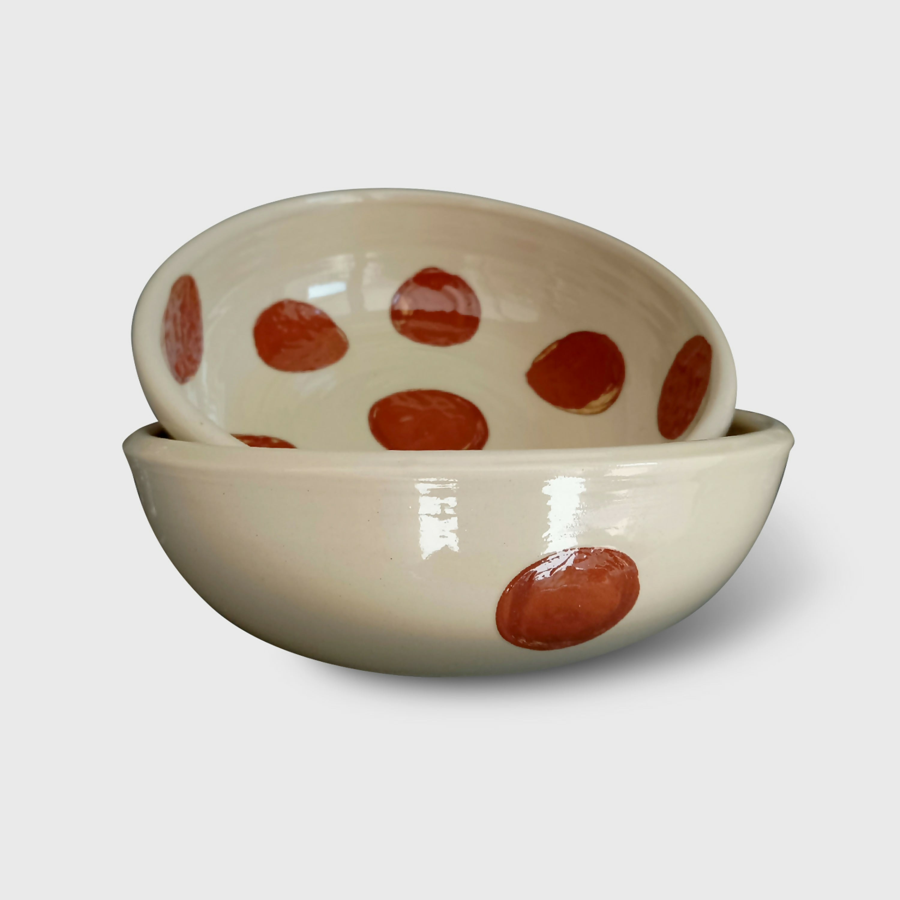 assiette_creuse_pois_rouges_georgie_blin_ceramiste copie | EMPREINTES Paris