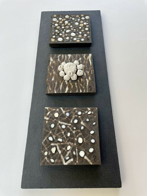 Bas relief tableau grès noir et porcelaine collection triptyque 7 - grassi copie | EMPREINTES Paris - EMPREINTES Paris