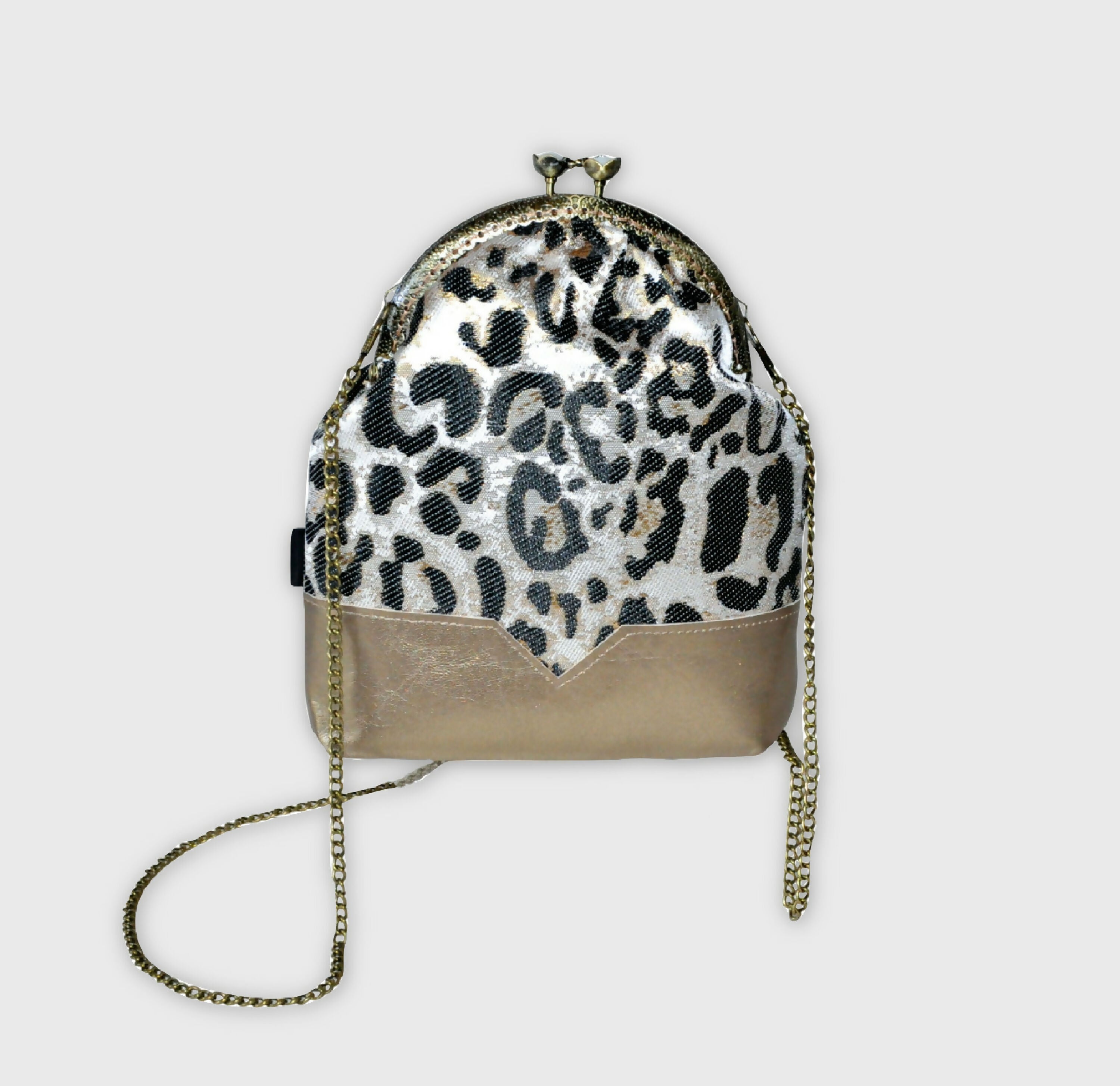 r36hweCV0J | EMPREINTES Paris