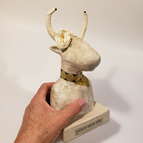 Sculpture papier Pince-sans-rire | EMPREINTES Paris - EMPREINTES Paris