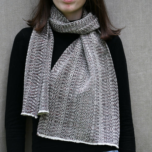 echarpe_degrade_blanc_creme_creation_tissages_francois_vieillard copie | EMPREINTES Paris - EMPREINTES Paris