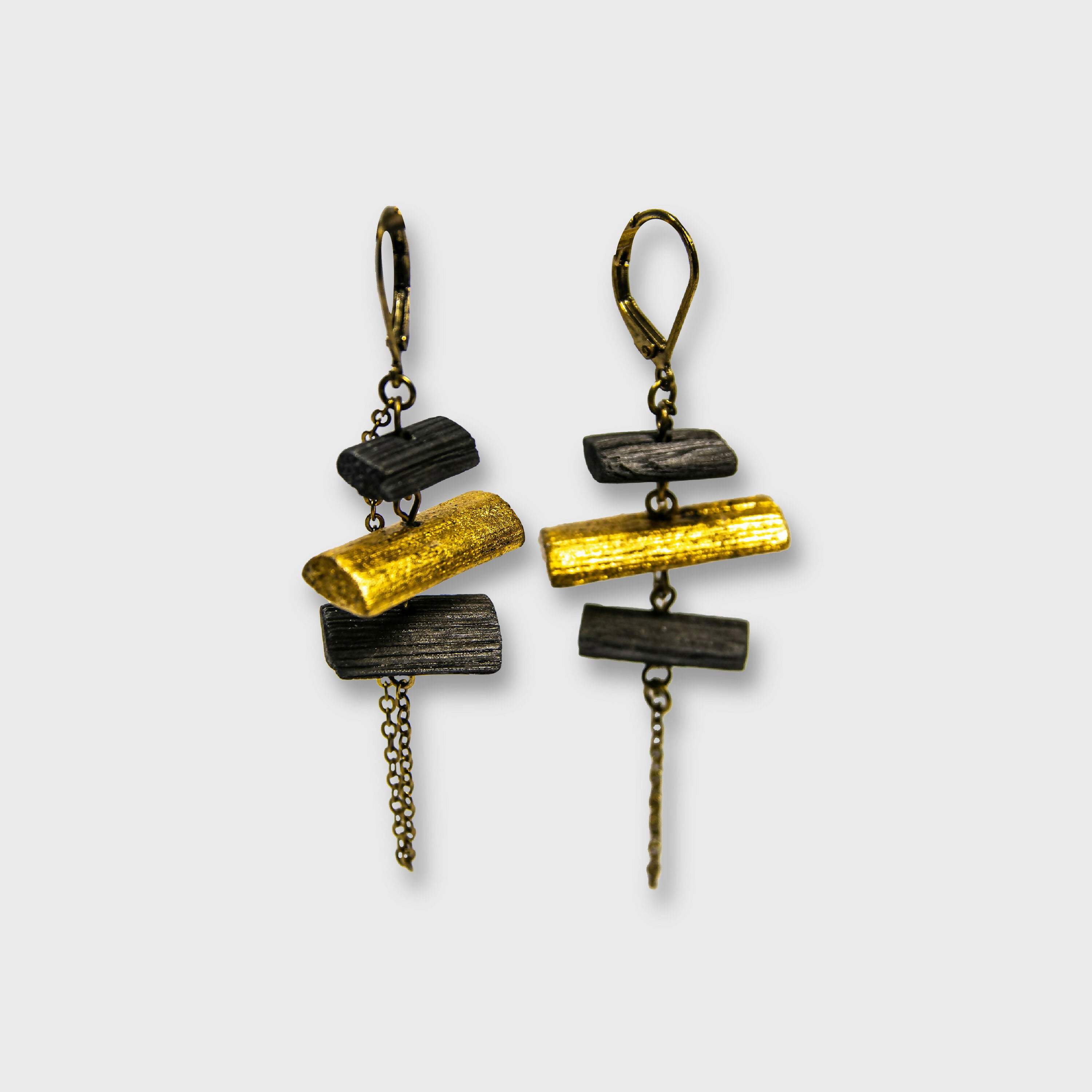 Boucles d’oreilles YAYOI-TSUBUTSUBU-KIN 3 - charcoal copie | EMPREINTES Paris