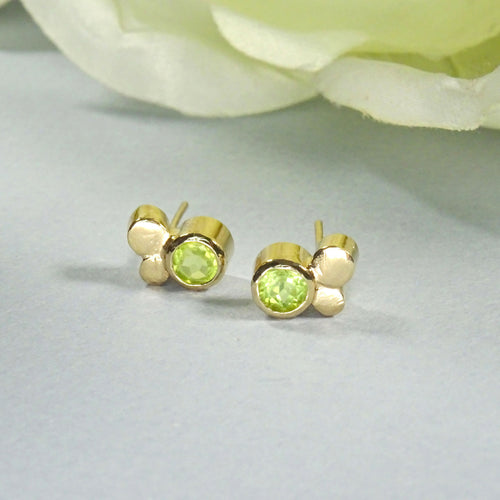 Boucles d'oreilles clous Trois bulles avec péridot - lumiss design copie | EMPREINTES Paris - EMPREINTES Paris