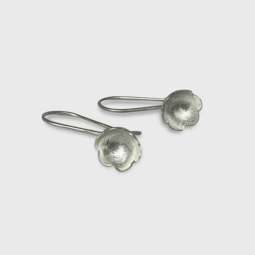 boucles_doreilles_fleurs_en_argent_massif_martele_artyssia copie | EMPREINTES Paris - EMPREINTES Paris