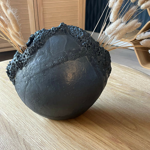 Pot -sculpture Lava Iceland 2 | EMPREINTES Paris - EMPREINTES Paris