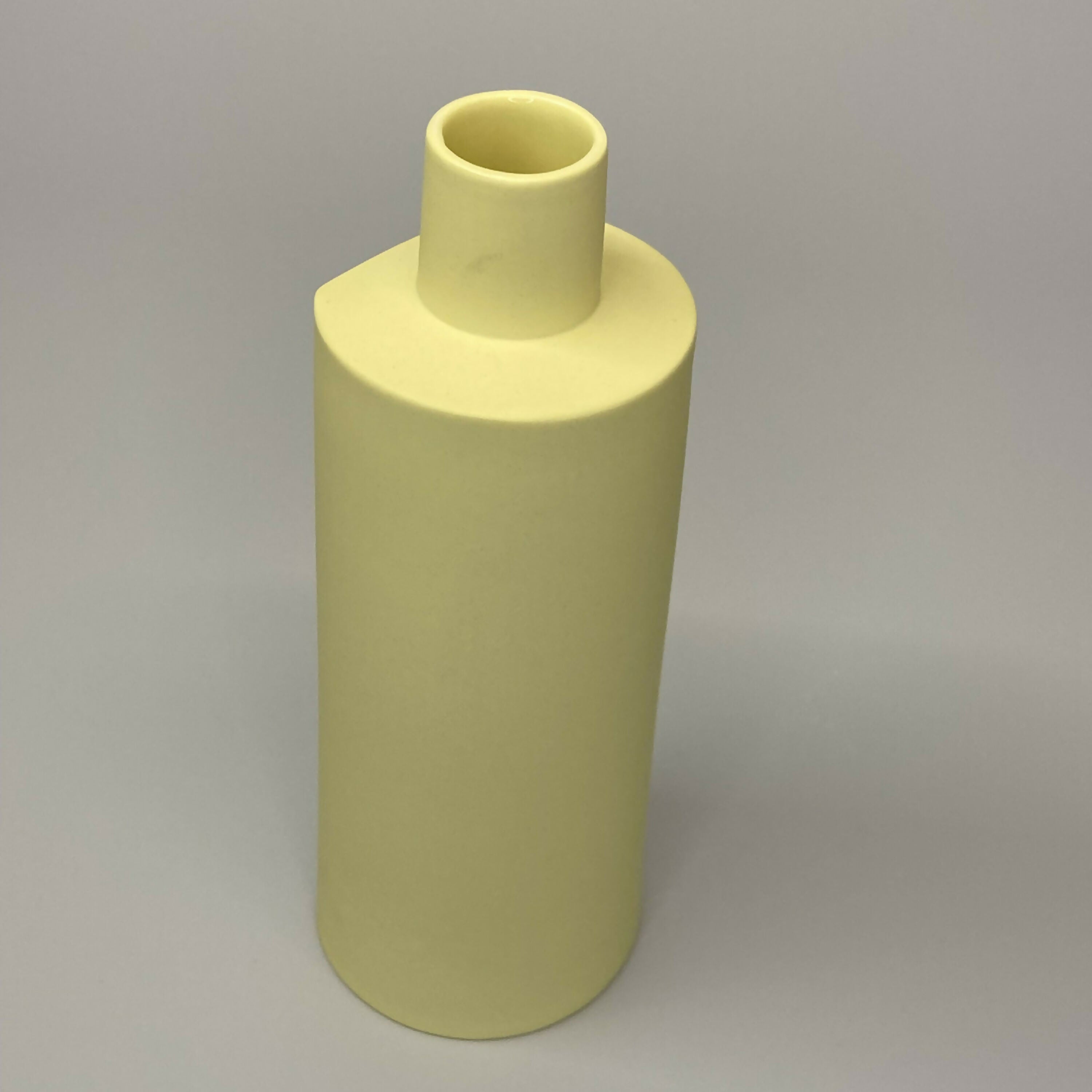 bouteille_m_couleur_jaune_de_la_gamme_un_pan_2gceramic copie | EMPREINTES Paris