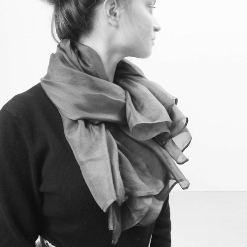 Carré maxi uni toile fine de soie | EMPREINTES Paris - EMPREINTES Paris