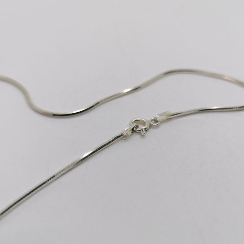 Collier en émail Talisman Jaune, orange, rouge | EMPREINTES Paris - EMPREINTES Paris