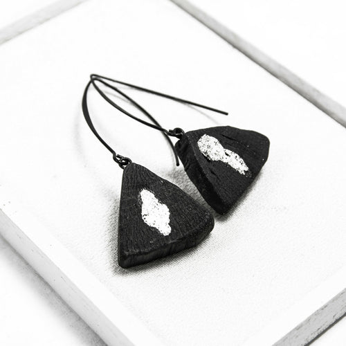 boucles_doreilles_kuro_palla_fuli_kintsugi_3_charcoal_eskimeit copie | EMPREINTES Paris - EMPREINTES Paris