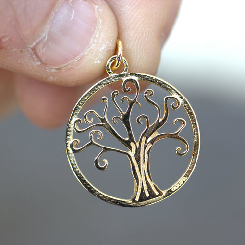 collier_arbre_de_vie_plaque_or_goupil_bijoux_dart1 copie | EMPREINTES Paris - EMPREINTES Paris