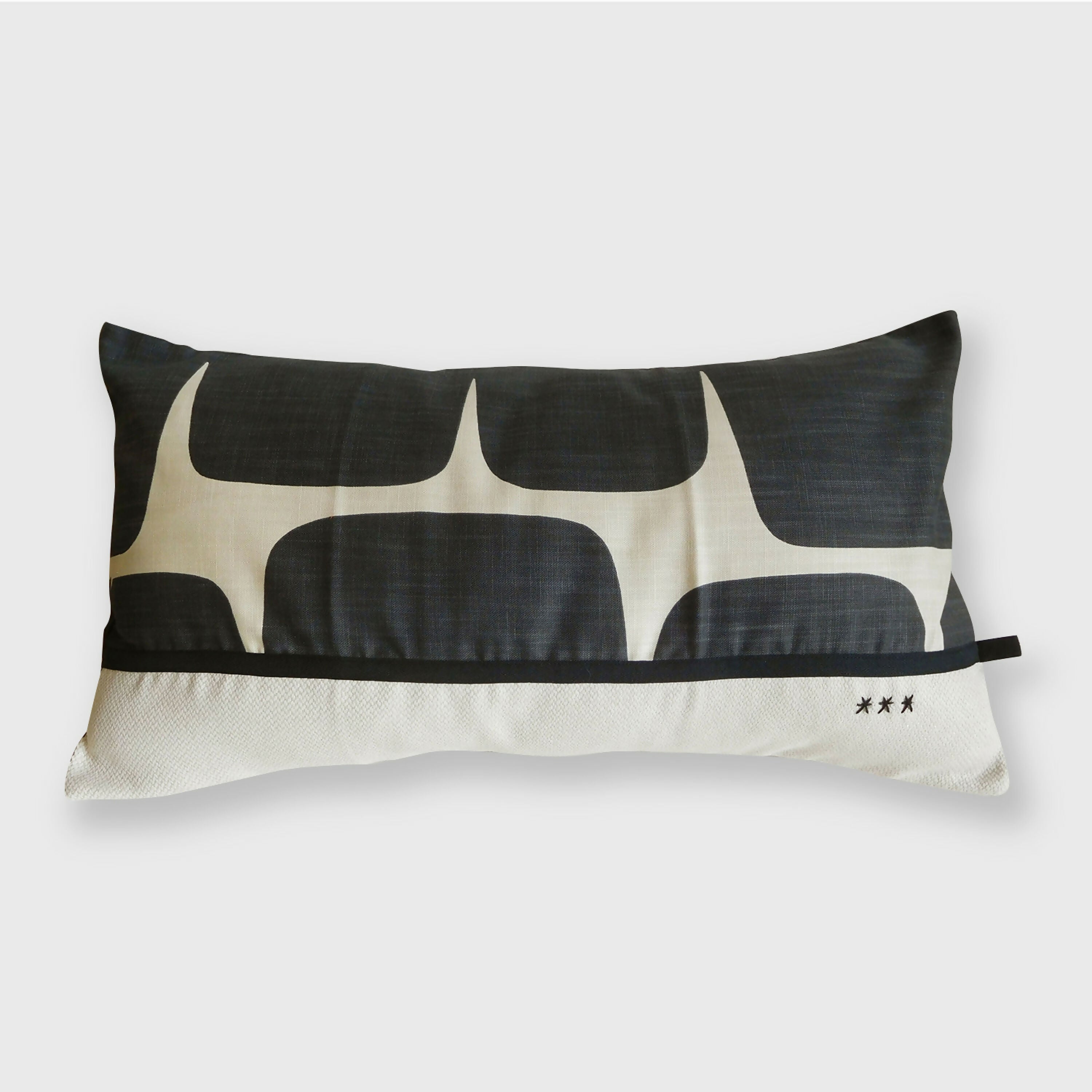 coussin_graph2_instant_present copie | EMPREINTES Paris