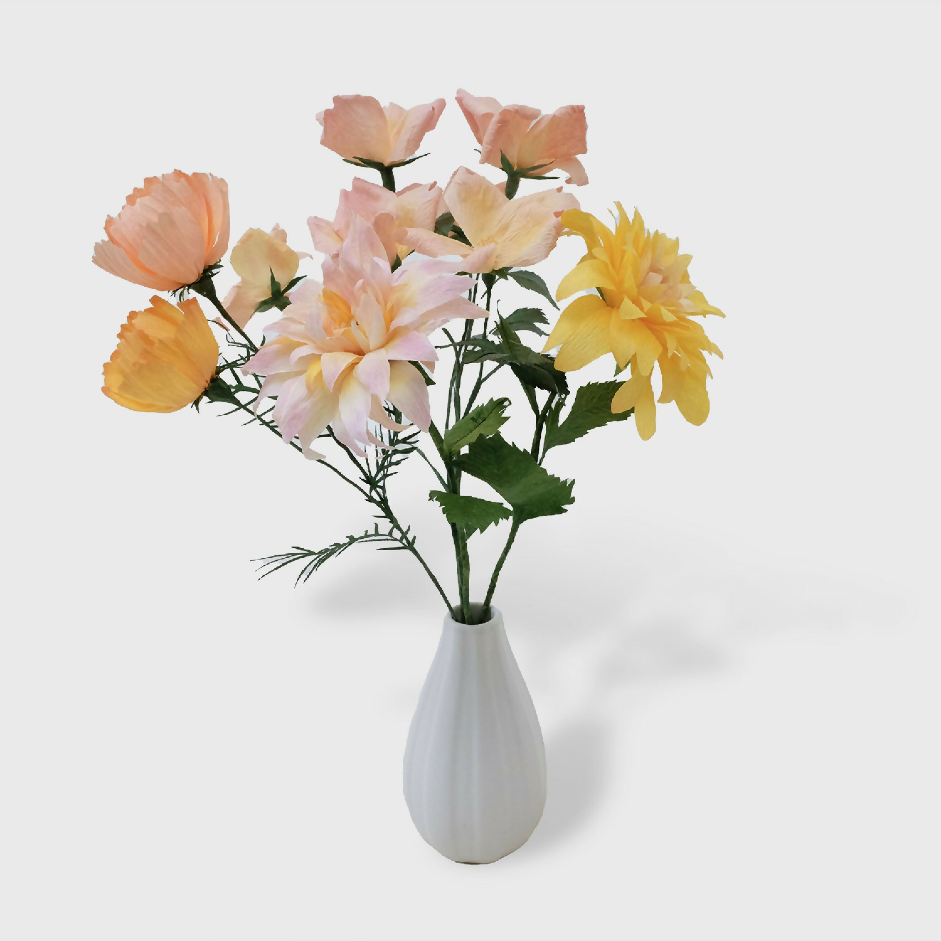 Bouquet de fleurs en papier tons roses & jaunes : deux dahlias, deux cosmos, roses sauvages | EMPREINTES Paris