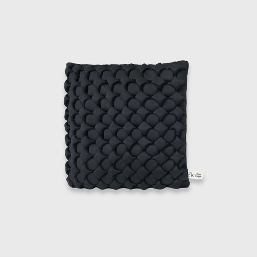 coussin_carre_neosmock_noir_floriane_schmitt_studio copie | EMPREINTES Paris - EMPREINTES Paris