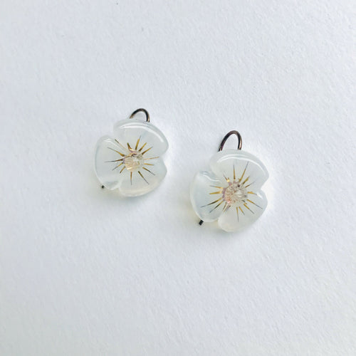 boucles_doreilles_coquelicot_blanc_nuage_mari_et_femme copie | EMPREINTES Paris - EMPREINTES Paris
