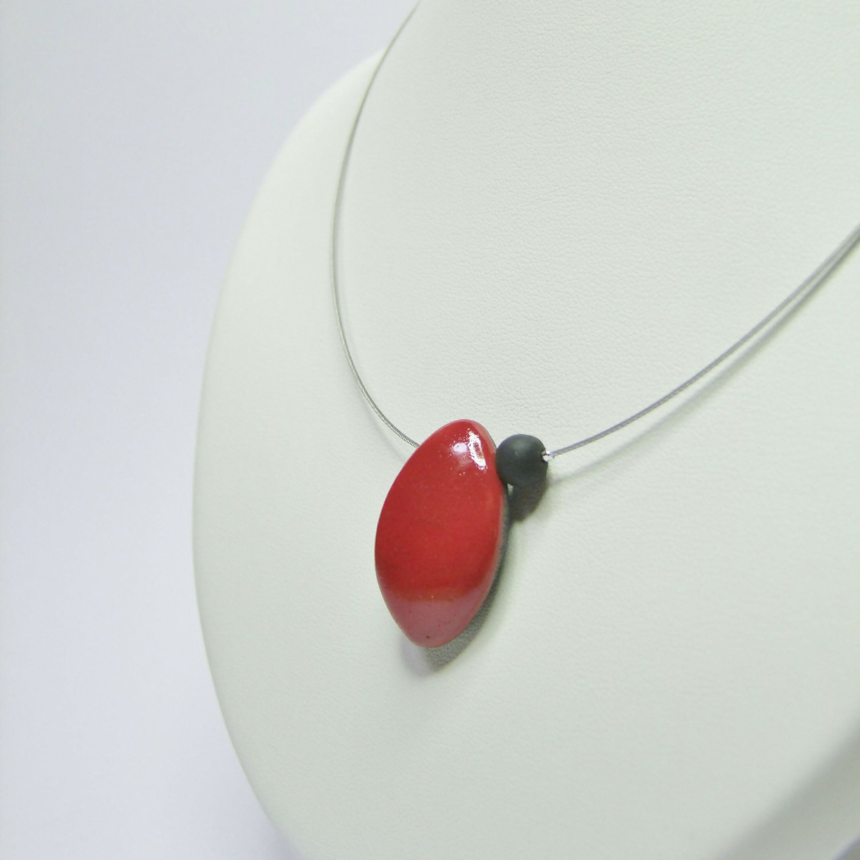 Collier Solo Lune rouge | EMPREINTES Paris