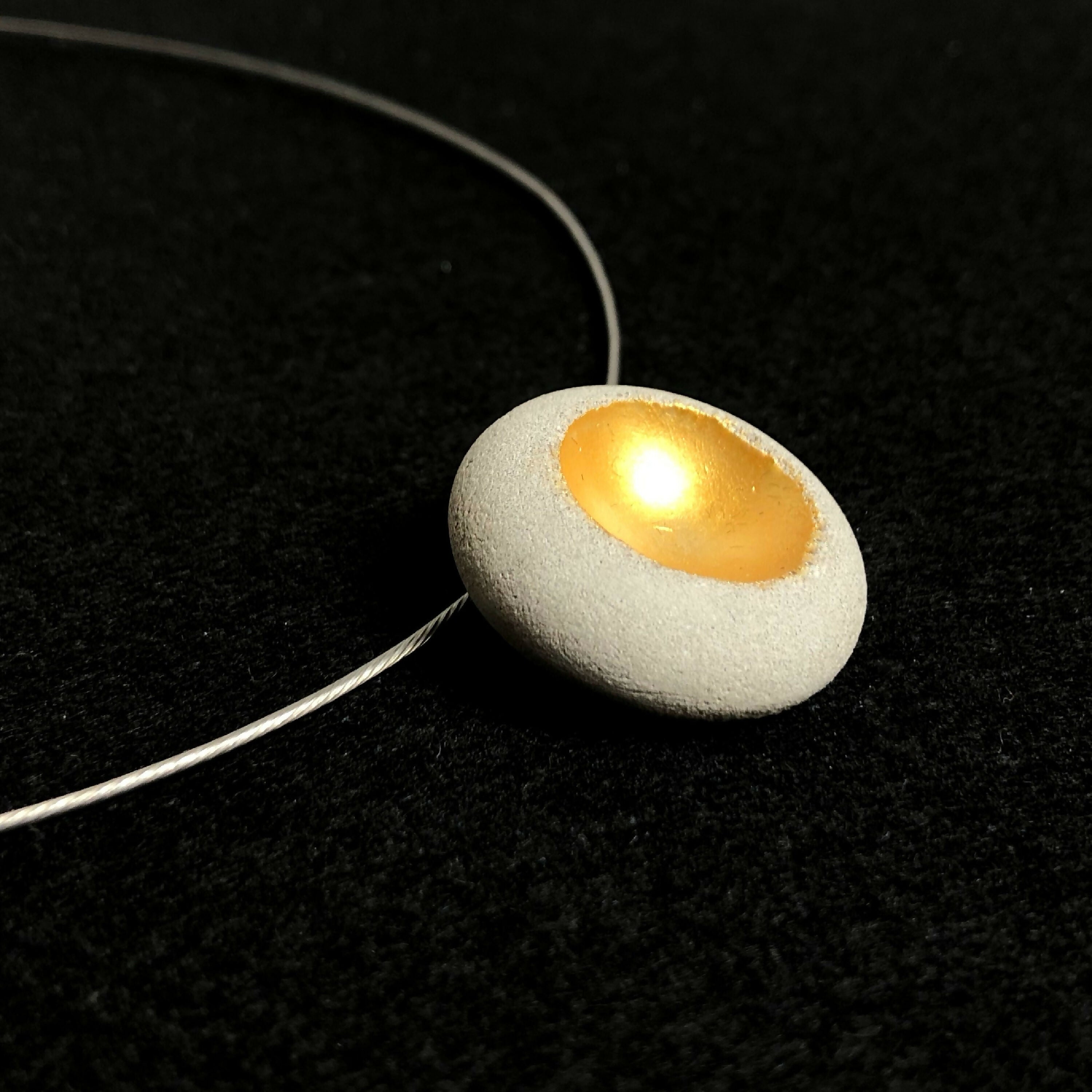 collier_en_beton_bulle_icy_mouse copie | EMPREINTES Paris