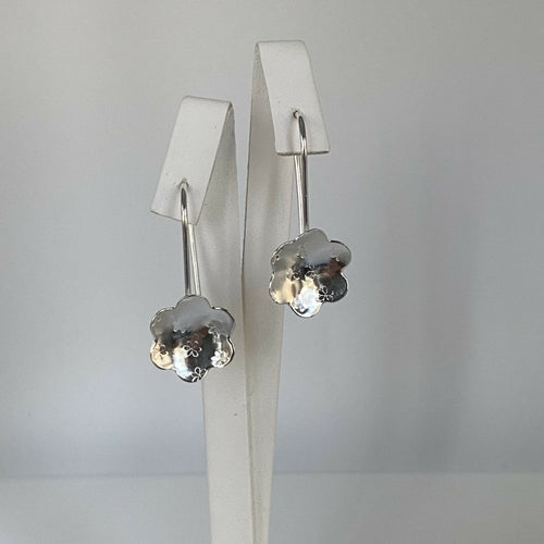 boucles_doreilles_fleurs_en_argent_massif_martele_artyssia copie | EMPREINTES Paris - EMPREINTES Paris