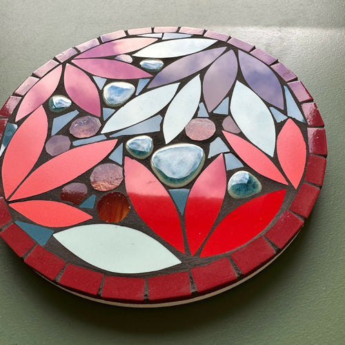 Dessous-de-plat mosaïque Magnolia rouge garance et bleu paon | EMPREINTES Paris - EMPREINTES Paris