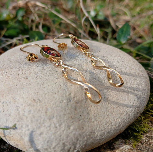 boucles_doreilles_spirales_en_email_et_plaque_or_les_emaux_arediens_lemail_grand_feu_de_limoges copie | EMPREINTES Paris - EMPREINTES Paris