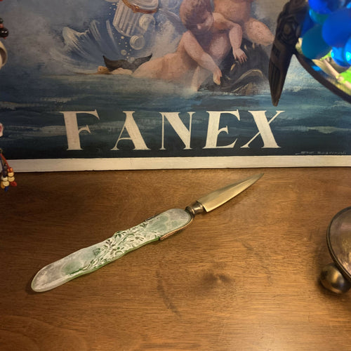 ouvre lettre vert, feuillage et déco, cadeau homme, objet original, collection unique, pate de verre, cristal, décoration verte | EMPREINTES Paris - EMPREINTES Paris