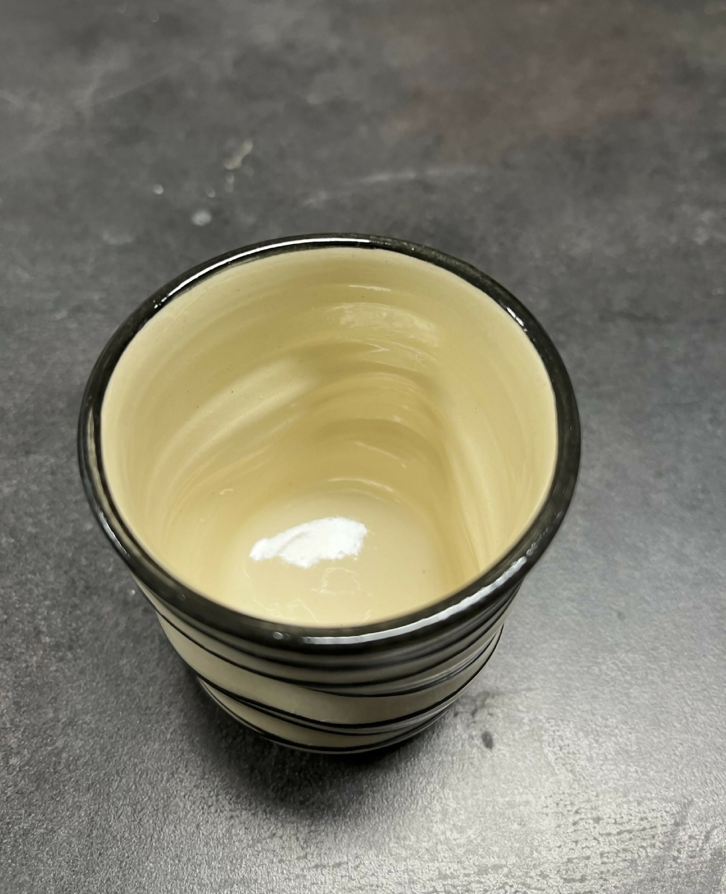 Tasse droite striée | EMPREINTES Paris