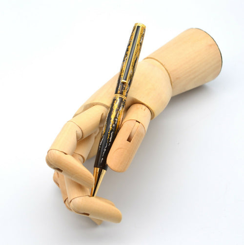 stylo_a_bille_en_chataignier_vieilli_et_peint_a_la_main_i077_benjamin_pamart copie | EMPREINTES Paris - EMPREINTES Paris