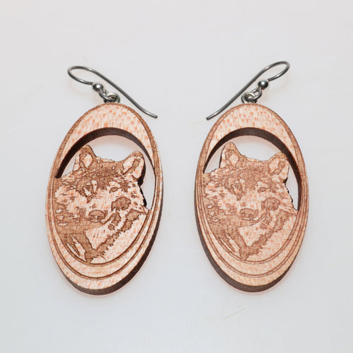 boucles_doreilles_loup_en_erable_latelier_du_mercantour copie | EMPREINTES Paris - EMPREINTES Paris
