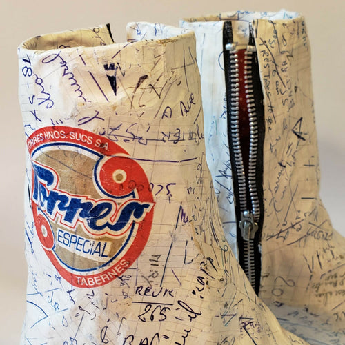 sculpture_papier_boots_blanches_zippees_laurence_lehel copie | EMPREINTES Paris - EMPREINTES Paris