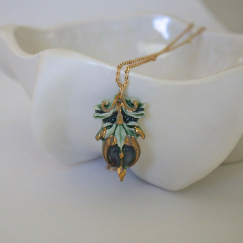 collier_pendentif_gri_gri_porcelaine_cglabsete copie | EMPREINTES Paris - EMPREINTES Paris