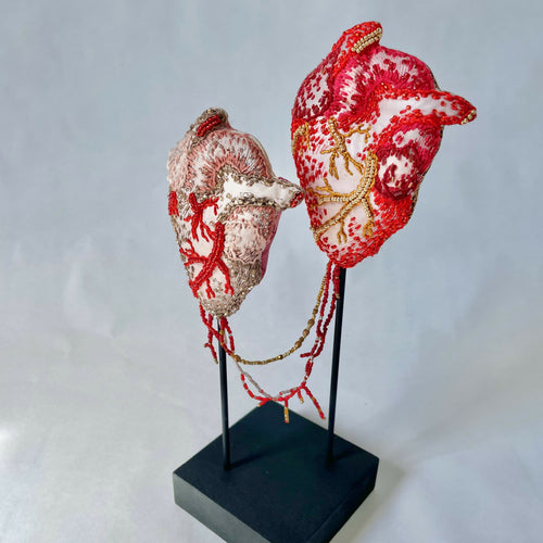 sculpture_textile_brodee_coeurs_11_agathe_you copie | EMPREINTES Paris - EMPREINTES Paris