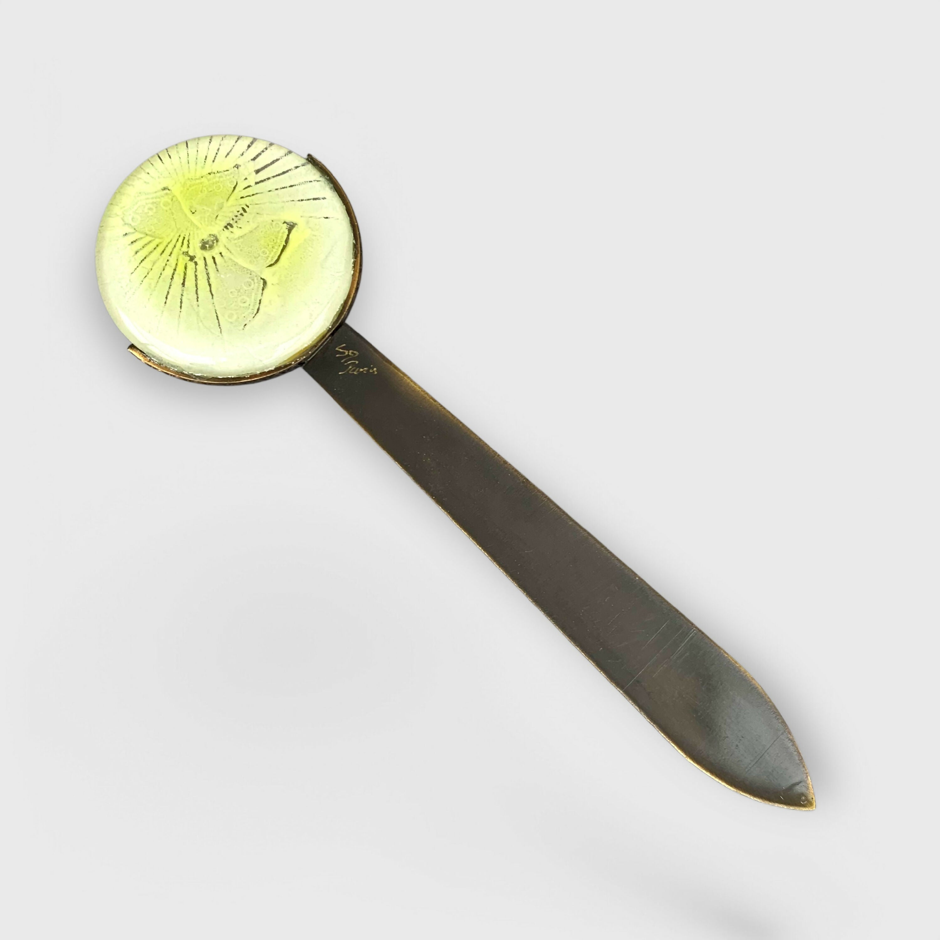 papillon, butterly, jaune pastel, ouvre-lettres, cadeau homme, symbolique, cristal Français, artisan, craft | EMPREINTES Paris