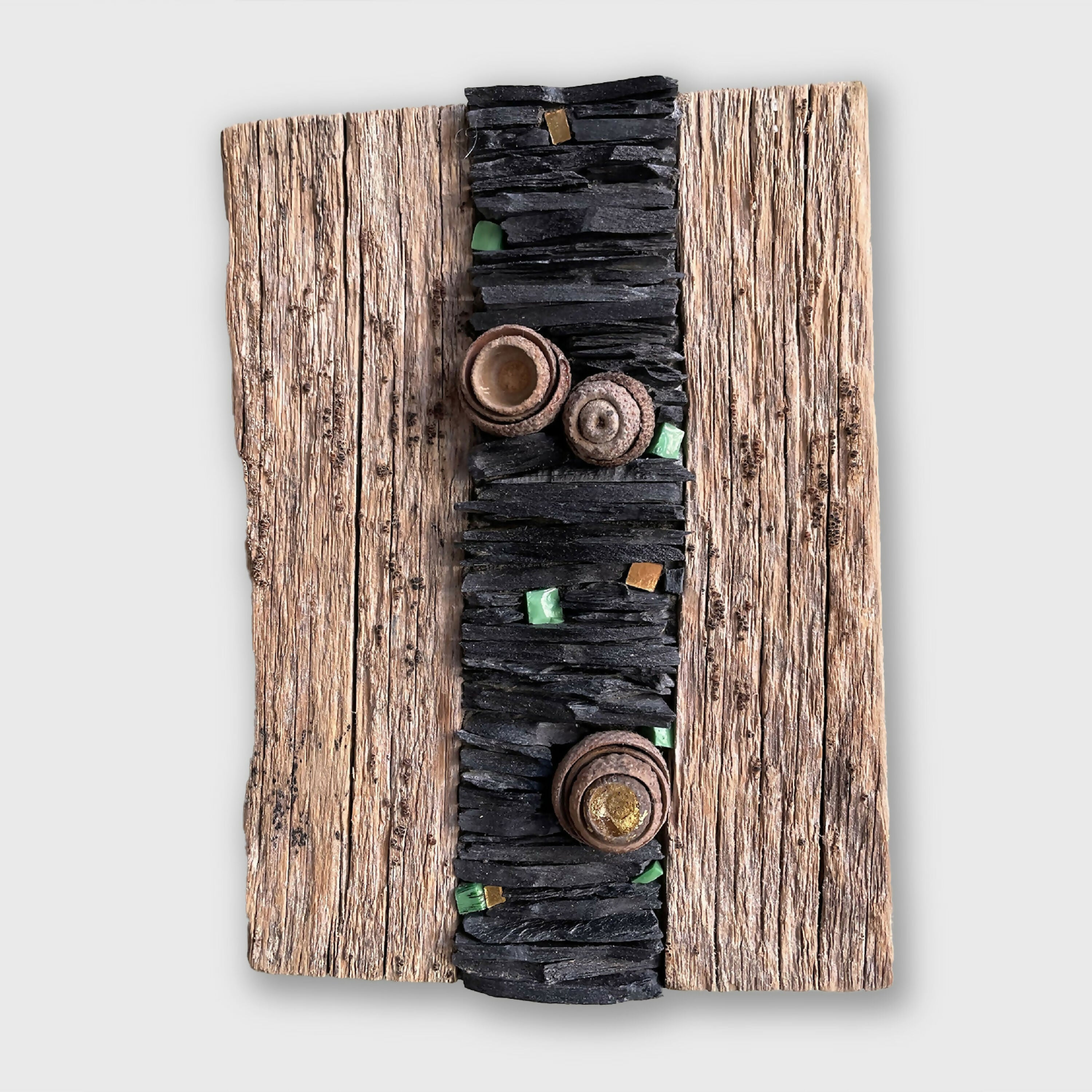 tableau_mosaique_nature_bois_ardoise_cupules_ii_musea_mosaique copie | EMPREINTES Paris