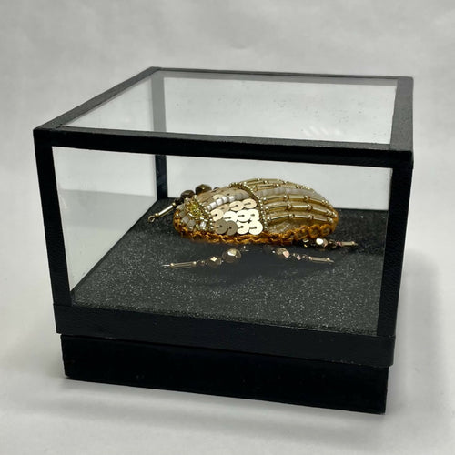 broche_2en1_scarabee_or_agathe_you1 copie | EMPREINTES Paris - EMPREINTES Paris