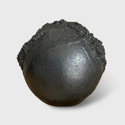 Pot -sculpture Lava Iceland 2 | EMPREINTES Paris - EMPREINTES Paris