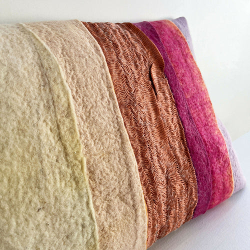 coussin_collection_strates_roses_viii_accords_feutres copie | EMPREINTES Paris - EMPREINTES Paris