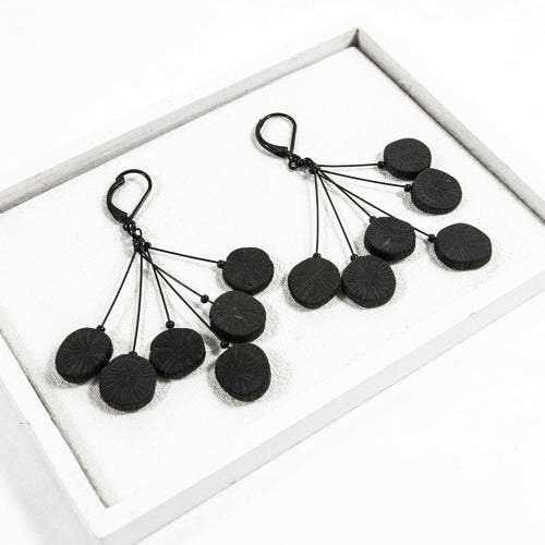 boucles_doreilles_kuro_tenchi_triple_charcoal_eskimeit copie | EMPREINTES Paris - EMPREINTES Paris