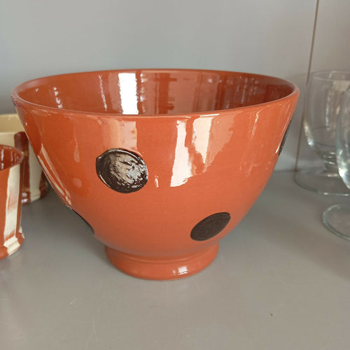 grand_bol_terre_rouge_pois_noirs_georgie_blin_ceramiste copie | EMPREINTES Paris - EMPREINTES Paris