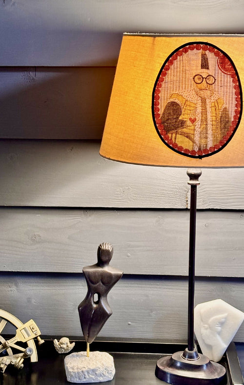 Figurine 26 en pierre calcaire, patine noir cuivré, socle en calcaire | EMPREINTES Paris - EMPREINTES Paris