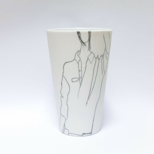 tasse_porcelaine_silhouette_a_la_chemise_atelier_christine_moquet copie | EMPREINTES Paris - EMPREINTES Paris