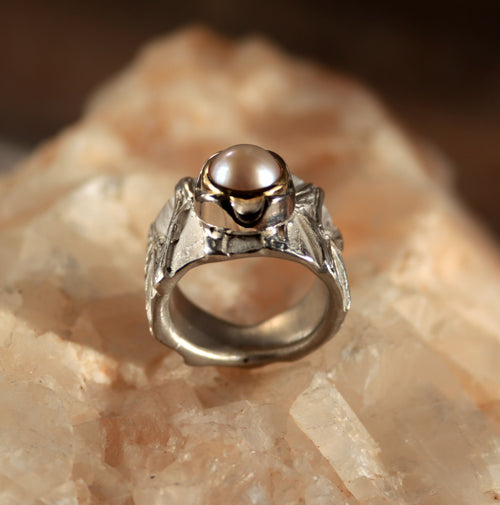 bague_lotus_iii_piece_unique_en_t51_en_argent_or_et_une_perle_naturelle_rose_sol_billeke copie | EMPREINTES Paris - EMPREINTES Paris