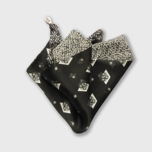 pochette_soie_homme_black_and_white_maya_hochman copie | EMPREINTES Paris - EMPREINTES Paris