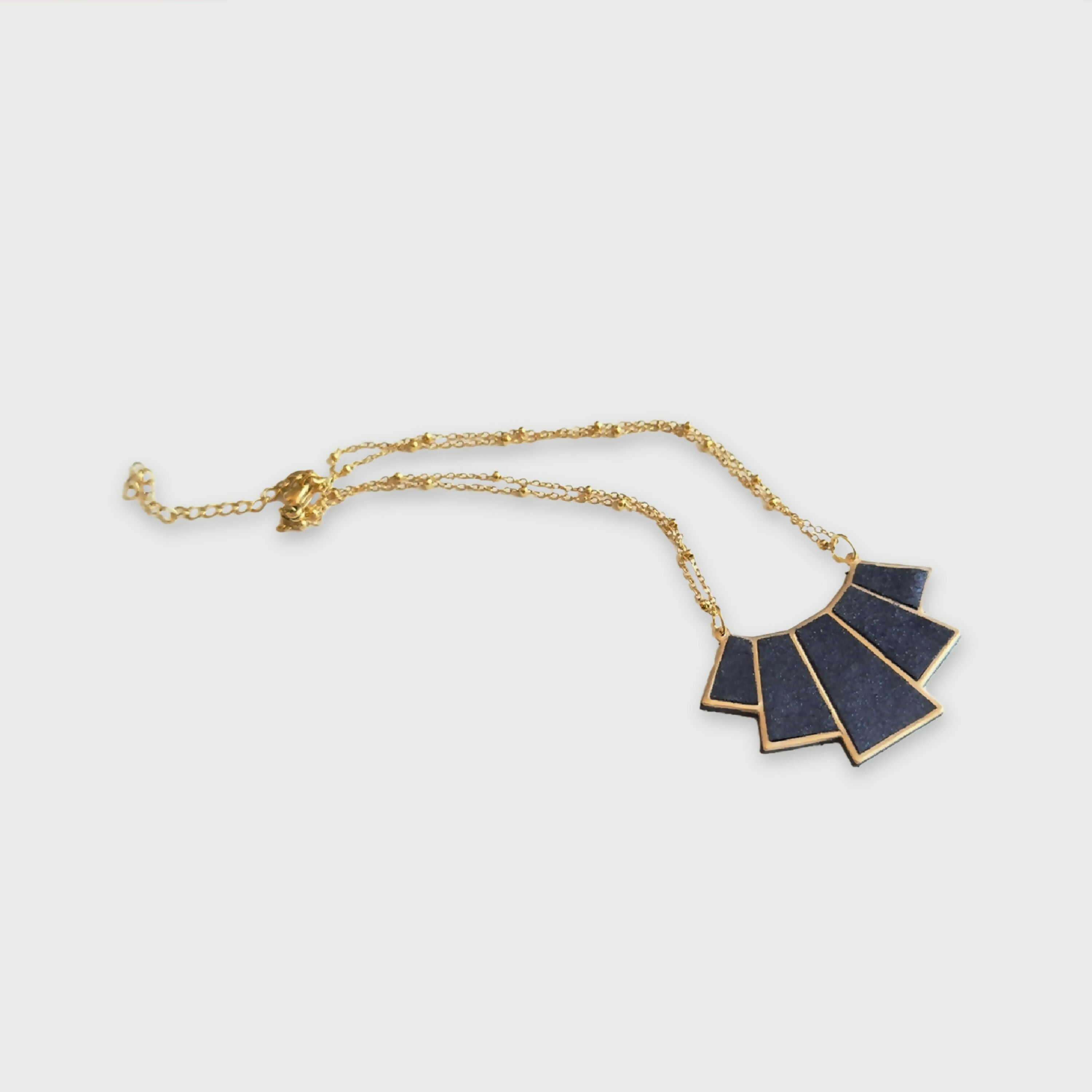 collier_art_deco_bleu_nuit_paillete_julie_troncin_maroquinerie copie | EMPREINTES Paris
