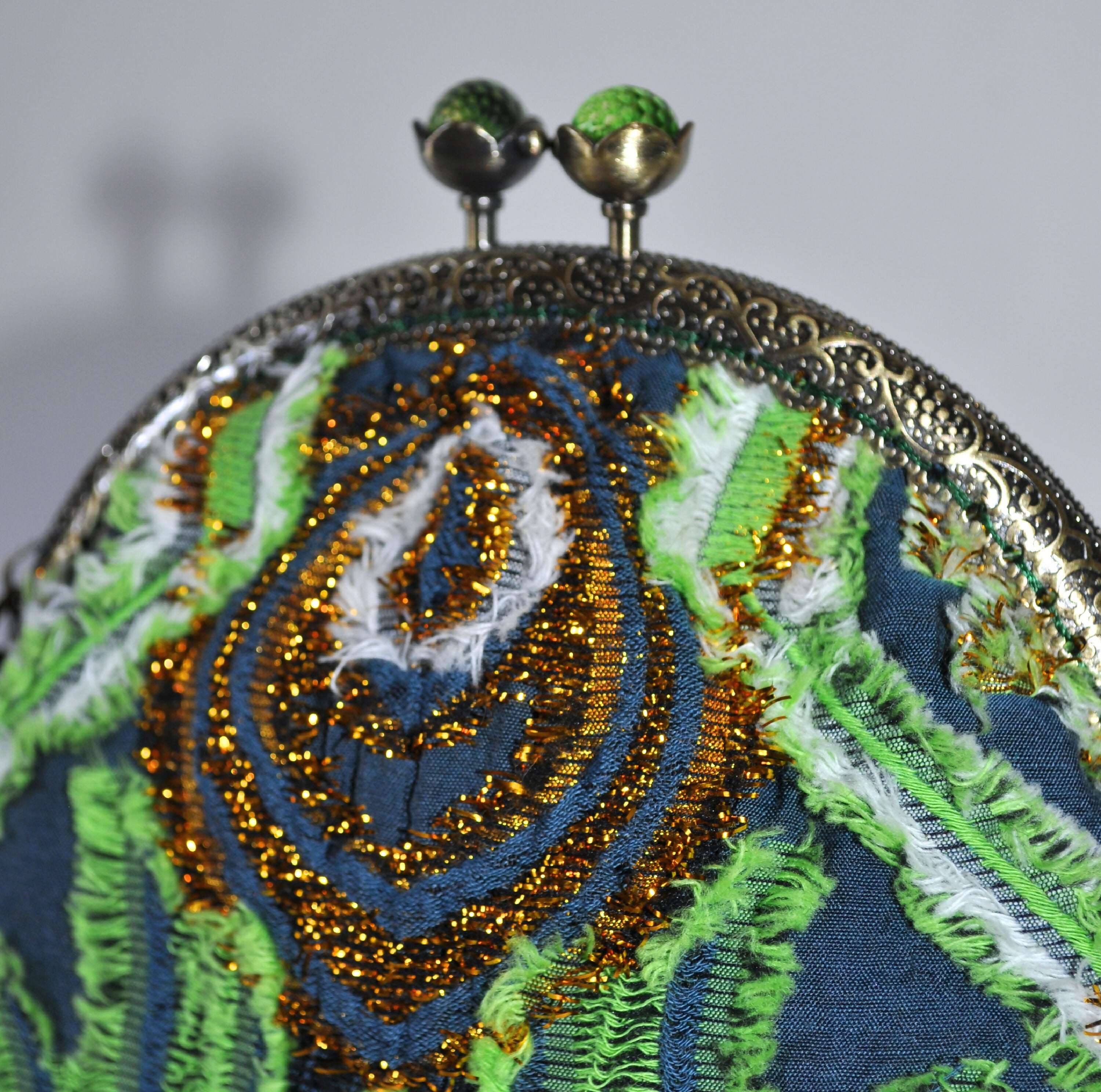 XtoT5XsujE | EMPREINTES Paris