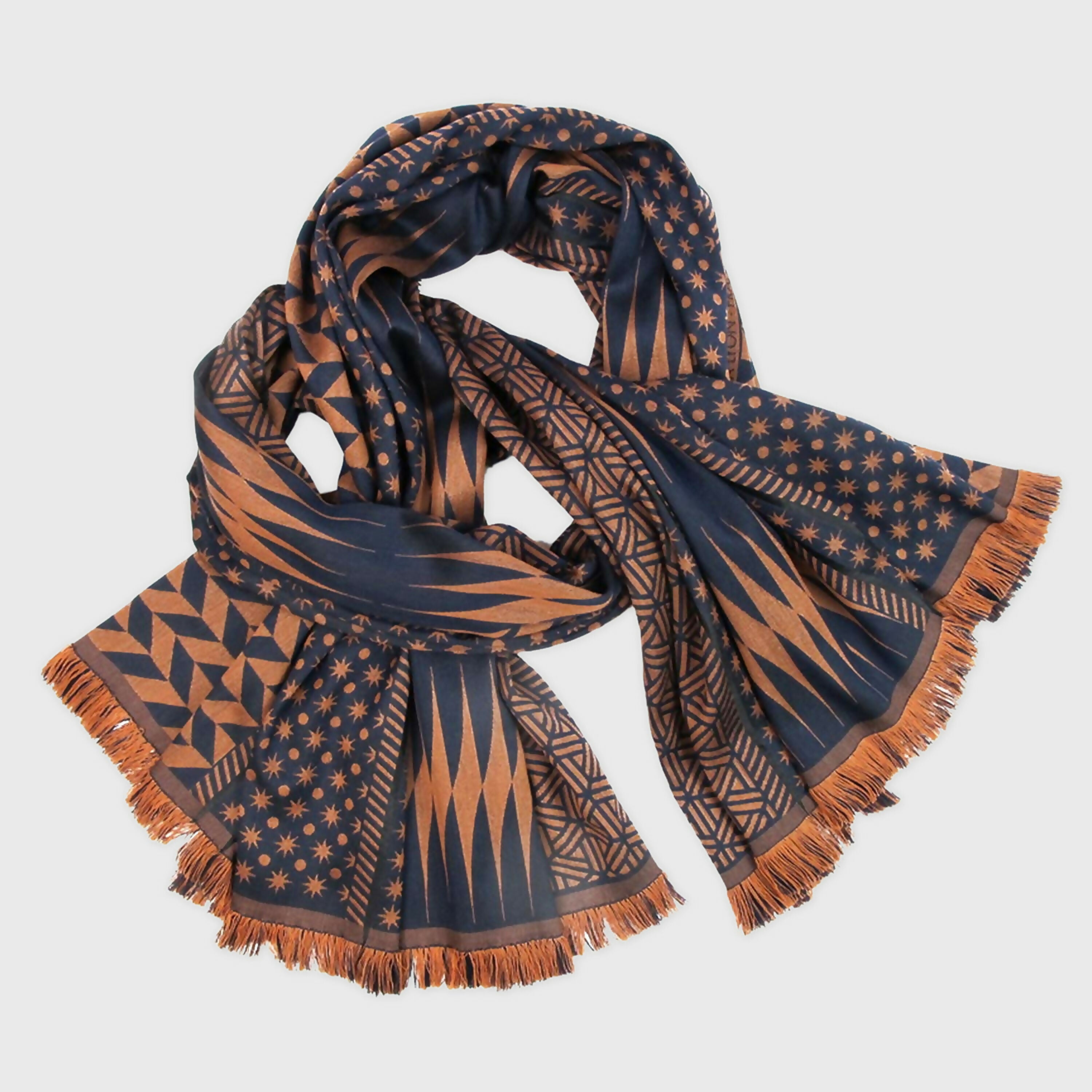 echarpe_maxi_laine_soie_marine_daim_planetarium_sophie_guyot_soieries copie | EMPREINTES Paris