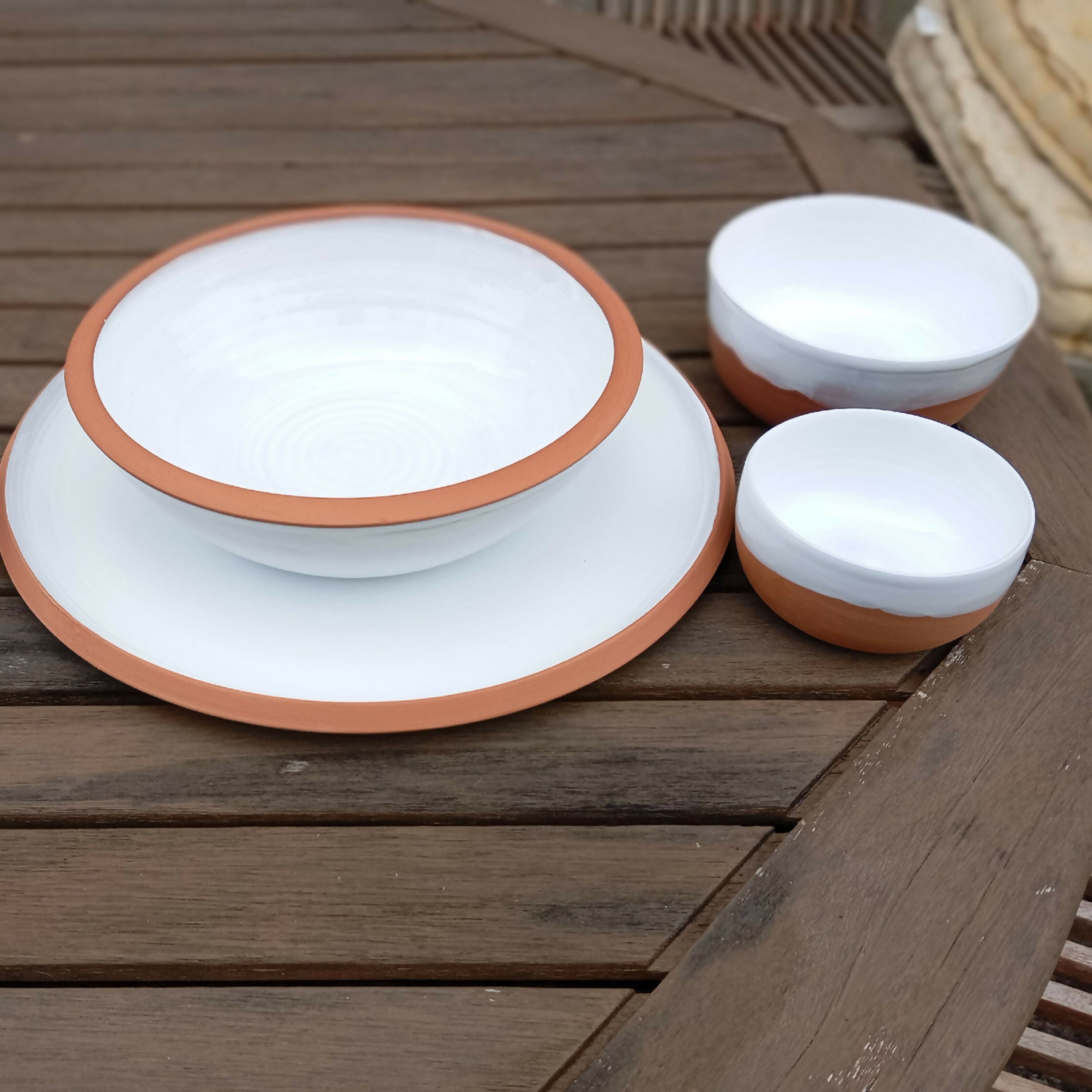 bol_en_faience_rouge_et_blanc_georgie_blin_ceramiste copie | EMPREINTES Paris