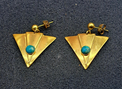 Boucles d'oreilles triangles avec turquoises | EMPREINTES Paris - EMPREINTES Paris