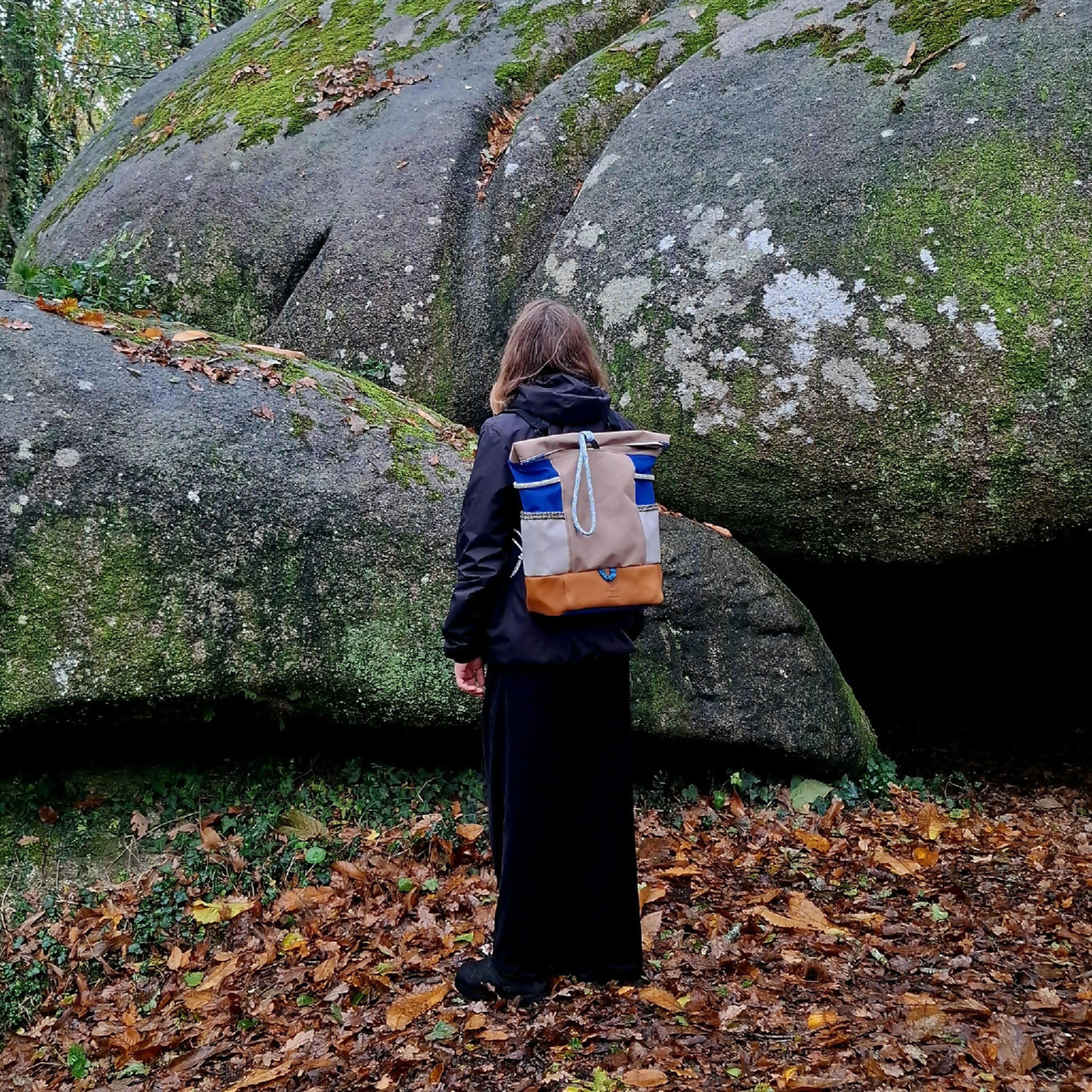 UR5F2upX46 | EMPREINTES Paris